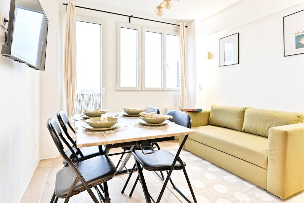 Parisian Getaway Near Gare De L'est - Ii Apartment Paris